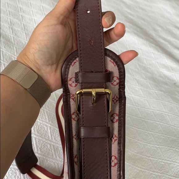 Authentic Louis Vuitton - Picture 7 of 8
